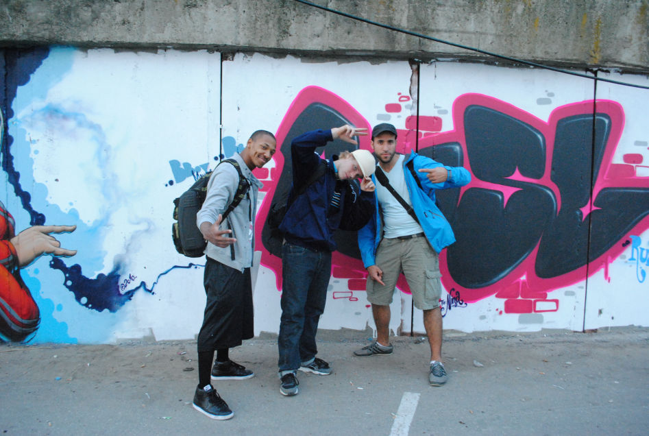 Rusl& PixelJuice © 2014